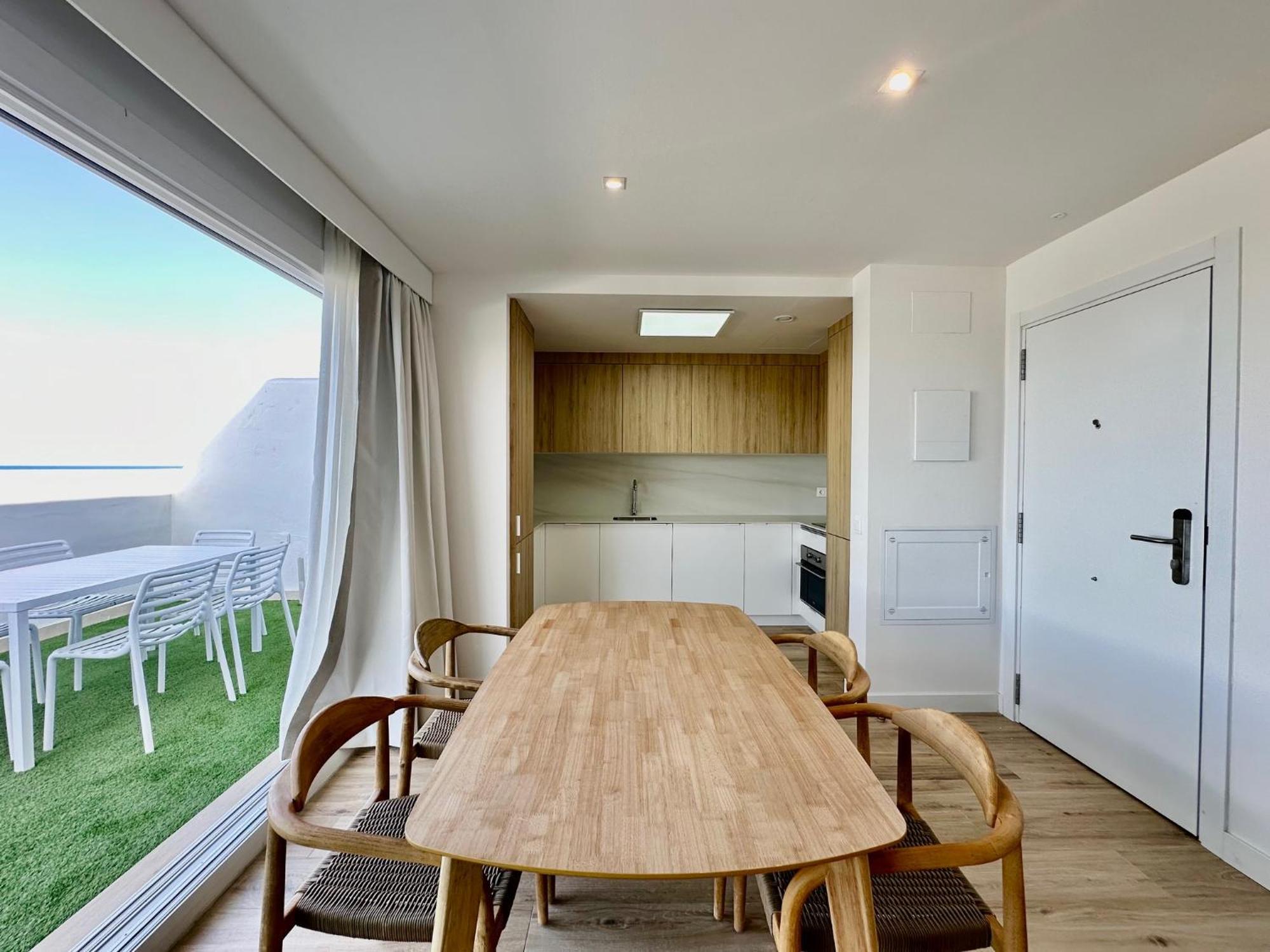 Punta Candor Suites โรตา ภายนอก รูปภาพ